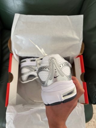 Nike Air Max Moto 2K Plata/Blanco