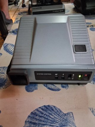 Due fotocamere Polaroid (Nera e Grigia)