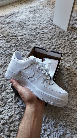 Nike Air Force 1 '07 Talla 39