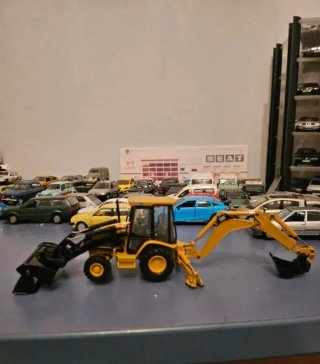 Retroexcavadora Caterpillar 420D 1/50