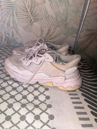 Zapatillas Adidas Beige y Rosa
