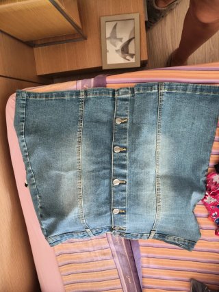 Falda vaquera con botones