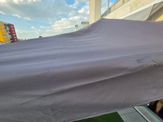 Carpa Plegable 2.5x2.5m con 2 Paredes