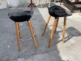Sillas altas nuevas para barra o isla cocina