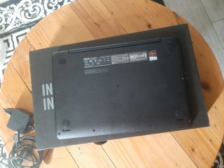 Computer Asus Eeebook E205SA-FV0185T schermo 11.6p