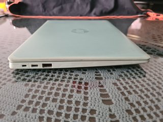 HP Chromebook 11A G8-EE ordenador portátil verde