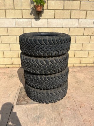 4 Neumáticos Toyo Open Country M/T
