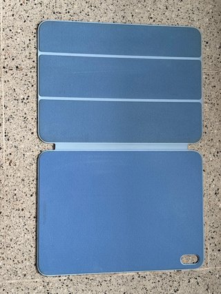 Funda iPad 10ª Gen A2696 Celeste