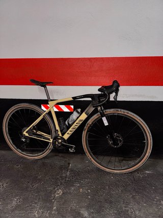 Bicicleta Gravel Canyon Carbono