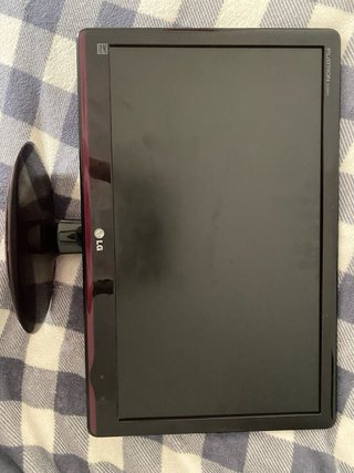 Monitor LG Flatron 60 Hz sin cable