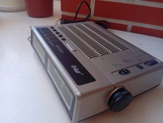 Radio Despertador Vintage Oskar