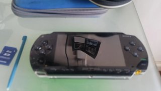 Nintendo 3DS e PSP 2000 Nera