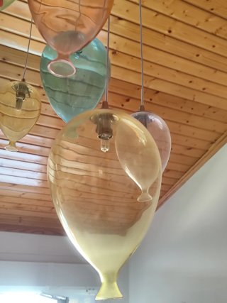 Lámpara infantil globos colores