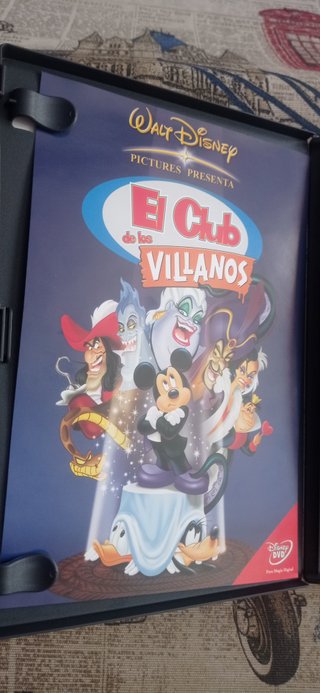 DVD Club Villanos + Mosqueteros + Princesas Disney