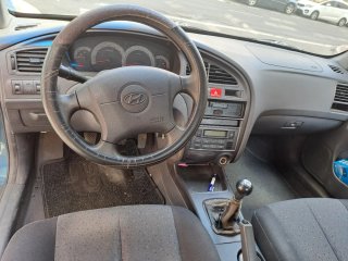 Hyundai Elantra 2003
