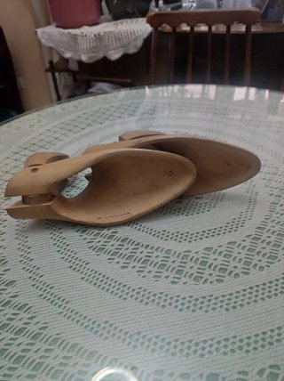 Hormas de zapatero antiguas de madera