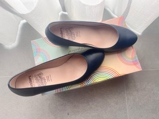 Zapatos Wonders Talla 37 Azul Marino Tienen 1 uso