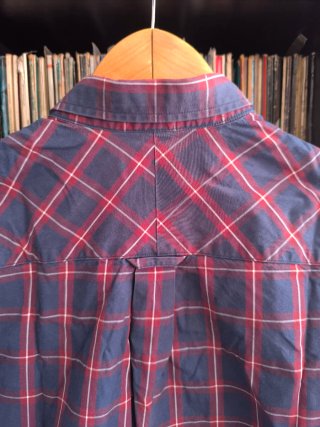 Camisa Fred Perry de cuadros, talla M.