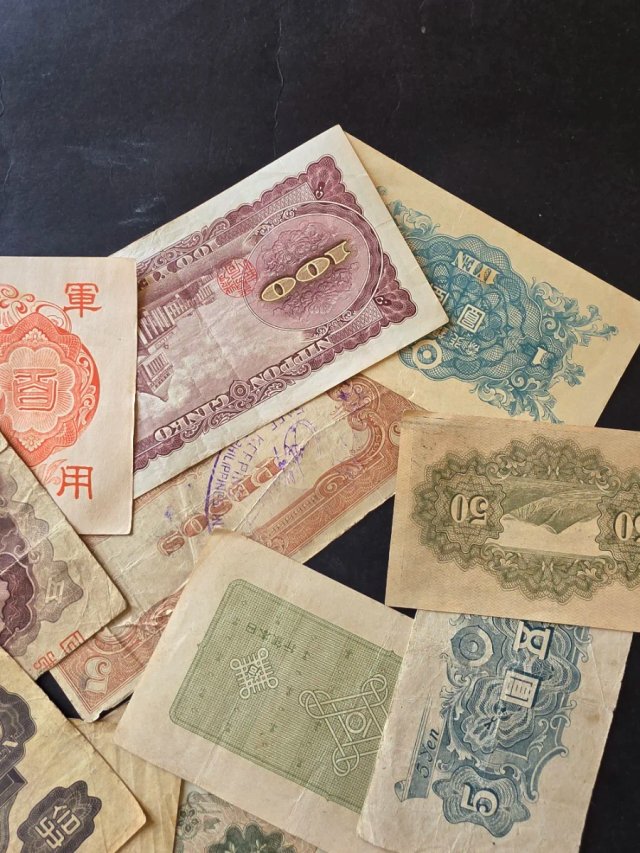 Lotto di Banconote Giapponesi della Seconda Guerra Mondiale