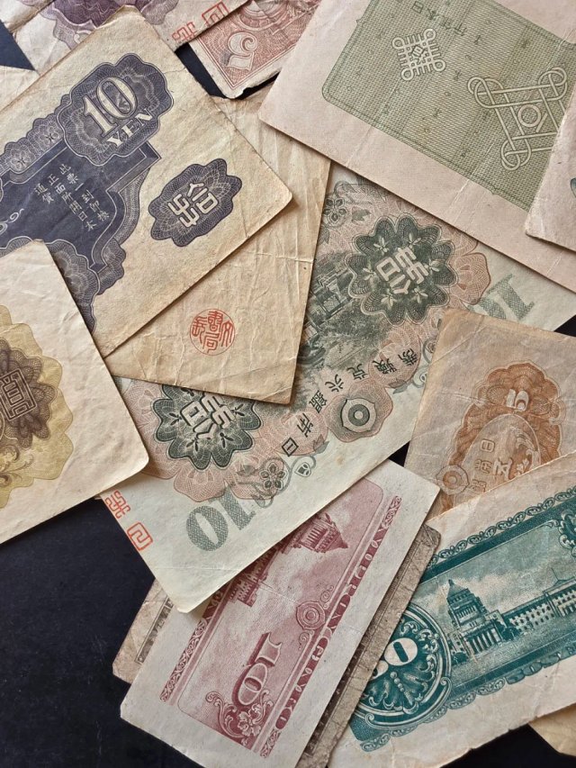 Lotto di Banconote Giapponesi della Seconda Guerra Mondiale