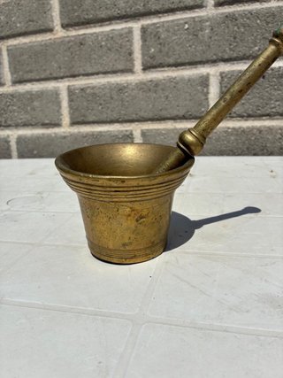 Mortaio e pestello in bronzo