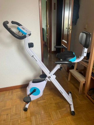 Bicicleta Estática Plegable Capital Sports