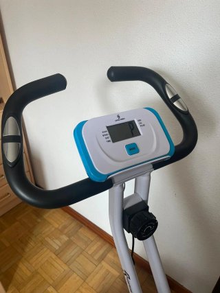 Bicicleta Estática Plegable Capital Sports
