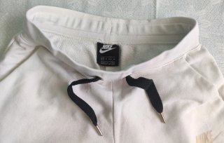 Chándal Nike Beige y Dorado