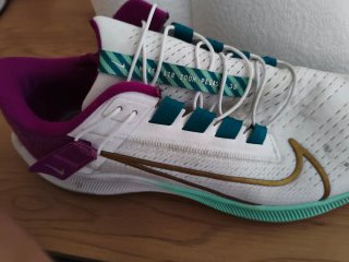 Botines Nike Morado y Blanco