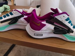 Botines Nike Morado y Blanco