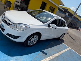 Opel Astra 2012