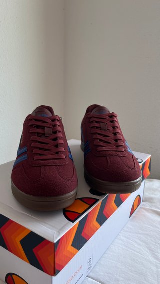 Zapatillas Ellesse Burdeos Talla 41