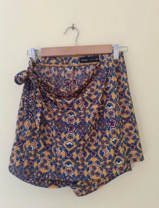 Falda pantalón Lefties floral talla L
