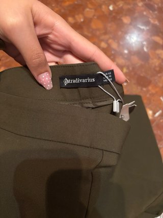 Pantalón verde oliva sin estrenar