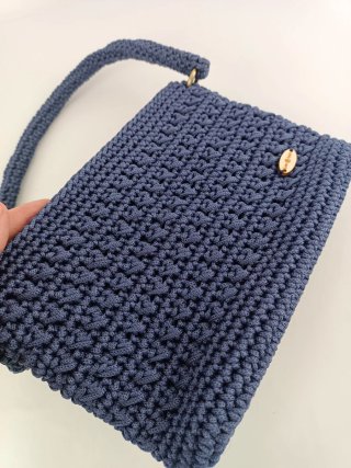 Bolso crochet azul estilo cartera azul marino