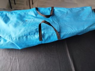 Cuna de viaje para bebé, está cerrada
