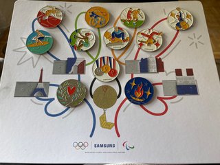Pins Juegos Olímpicos París 2024 Samsung