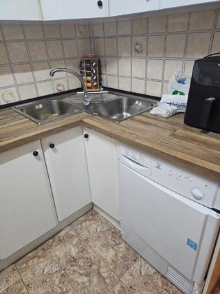 Cocina L completa con horno y campana