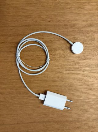 Apple Watch Series 3 38mm + 8 cinturini. Batteria 91%