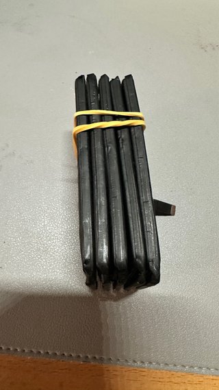 Confezione da 5 batterie originali Apple per iPhone 14