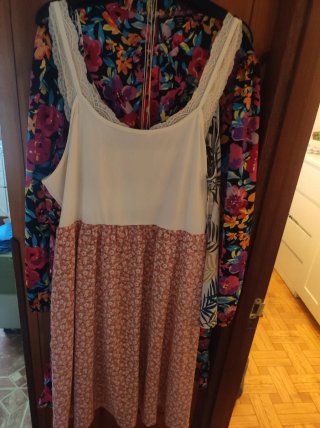 Lote de ropa variada
