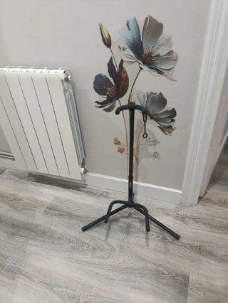 Soporte Universal para Guitarra - Tipo Trípode.