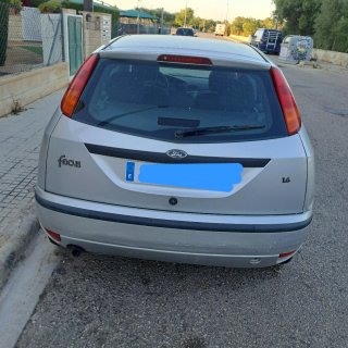 Ford Focus Trend 4p 2005