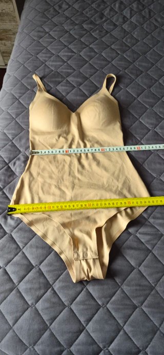 Body Moldeador Oysho Beige