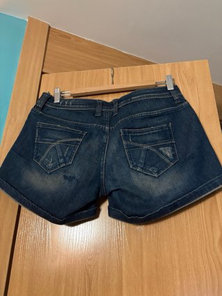 Shorts vaqueros para chica. Pantalón corto mujer