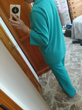 Conjunto pantalón y blazer verde azulado