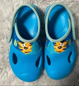 Traje neopreno infantil  Chanclas y Camista