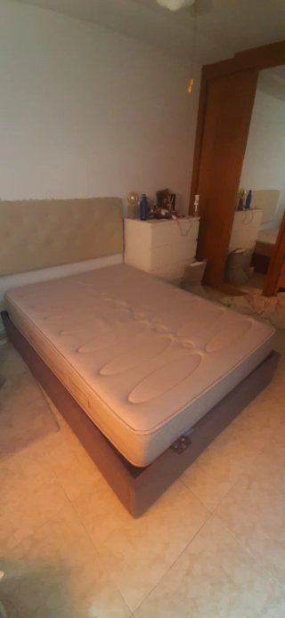 Canapé y colchón matrimonio 135cm