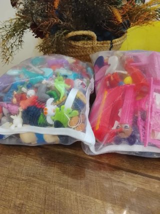 Lote de juguetes pequeños