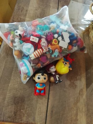Lote de juguetes pequeños